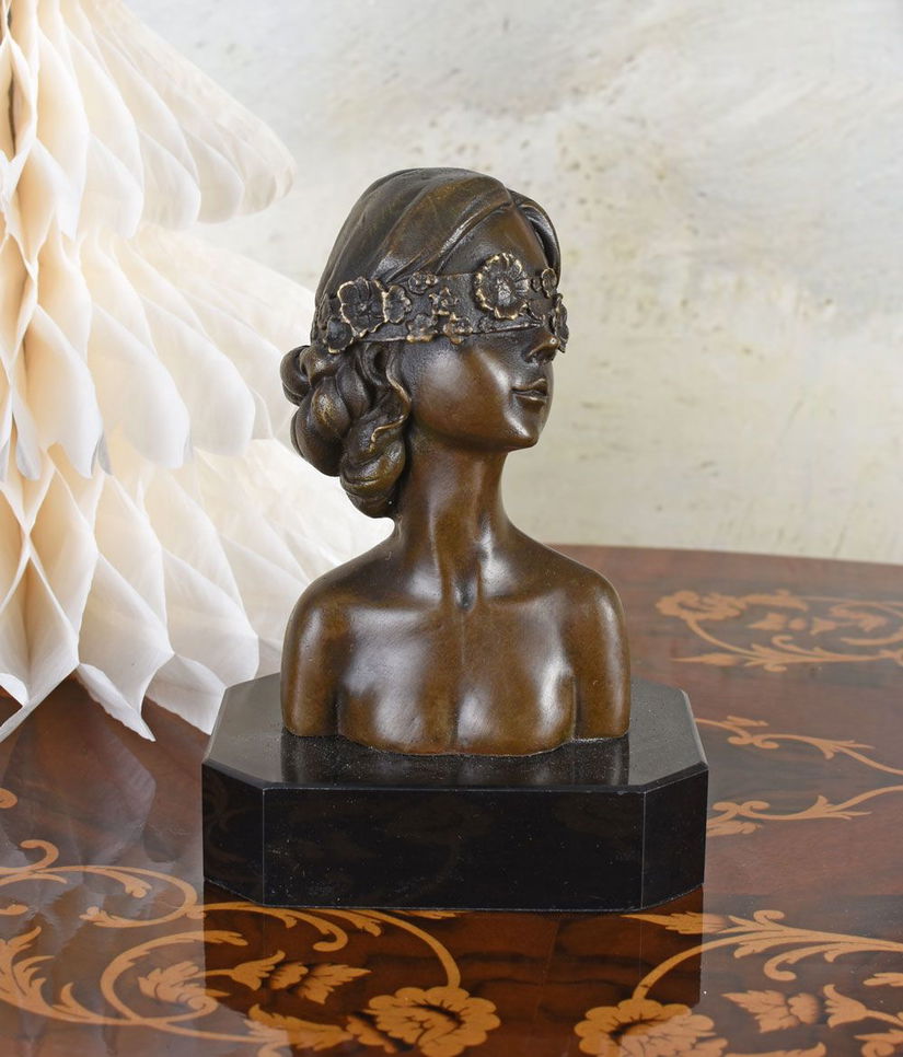 Bust femeie Art Nouveau