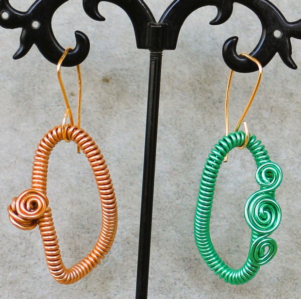 Cercei handmade din sarma