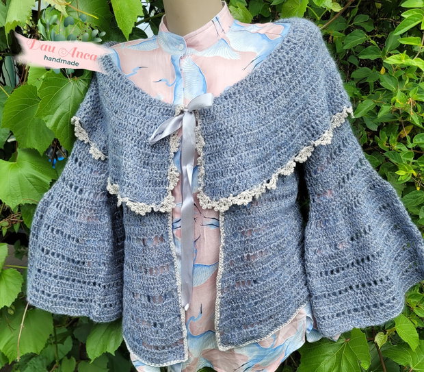 Bluza crosetata "Miss Ice"