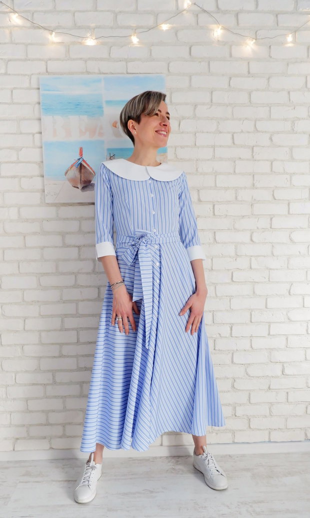 Rochie Camasa Bleu cu Guler Mare Rotund
