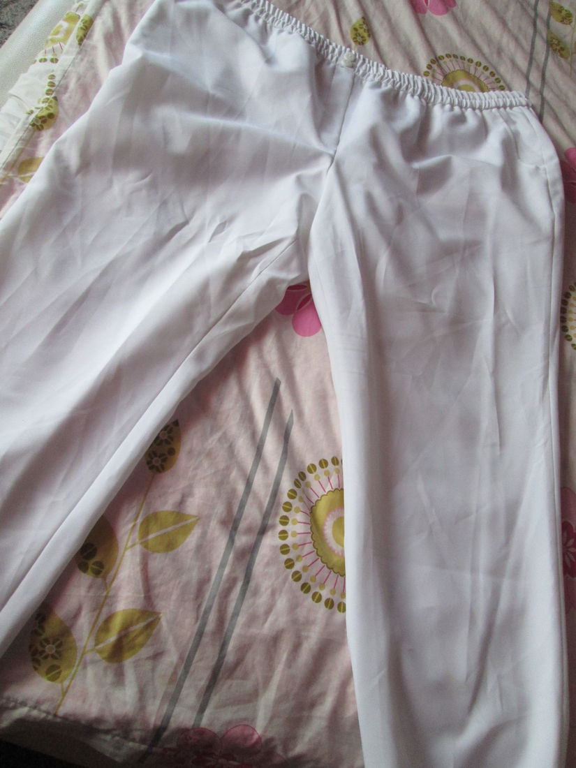 pantaloni albi de vara extralarge