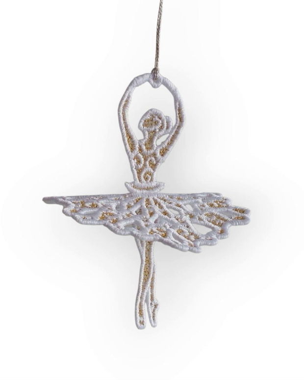 Balerina brodata - Decoratiune suspendabila