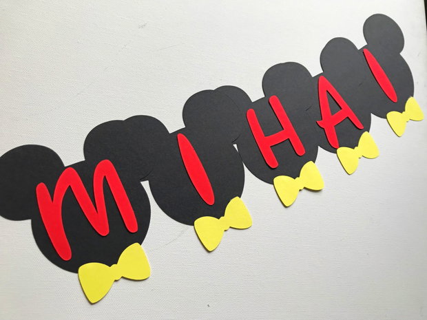 Ghirlandă Mickey Mouse cu papion galben  botez sau petreceri băieței