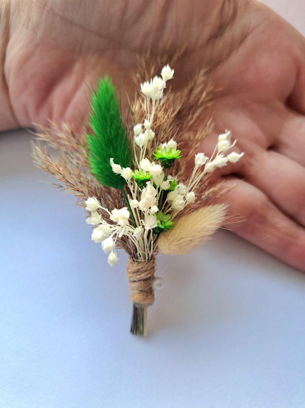Cocarde mici invitați nuntă/ Flori de pus în piept - naturale uscate și stabilizate, Alb Bej Verde