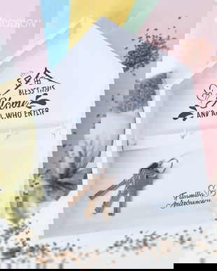 Cuier pentru chei tip casuta, personalizat cu nume familie