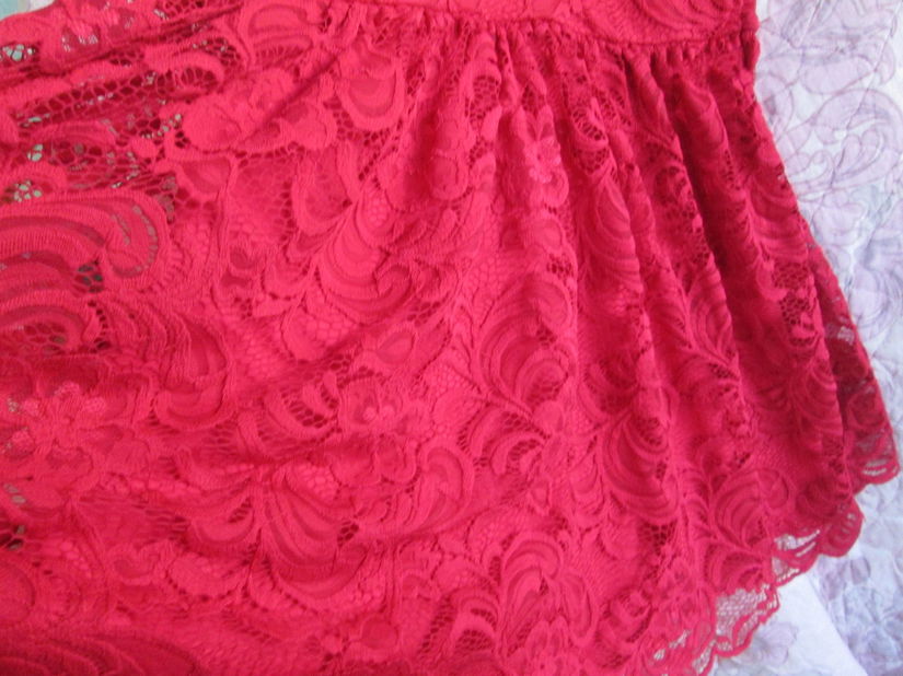 rochie eleganta dantelata H&M 40