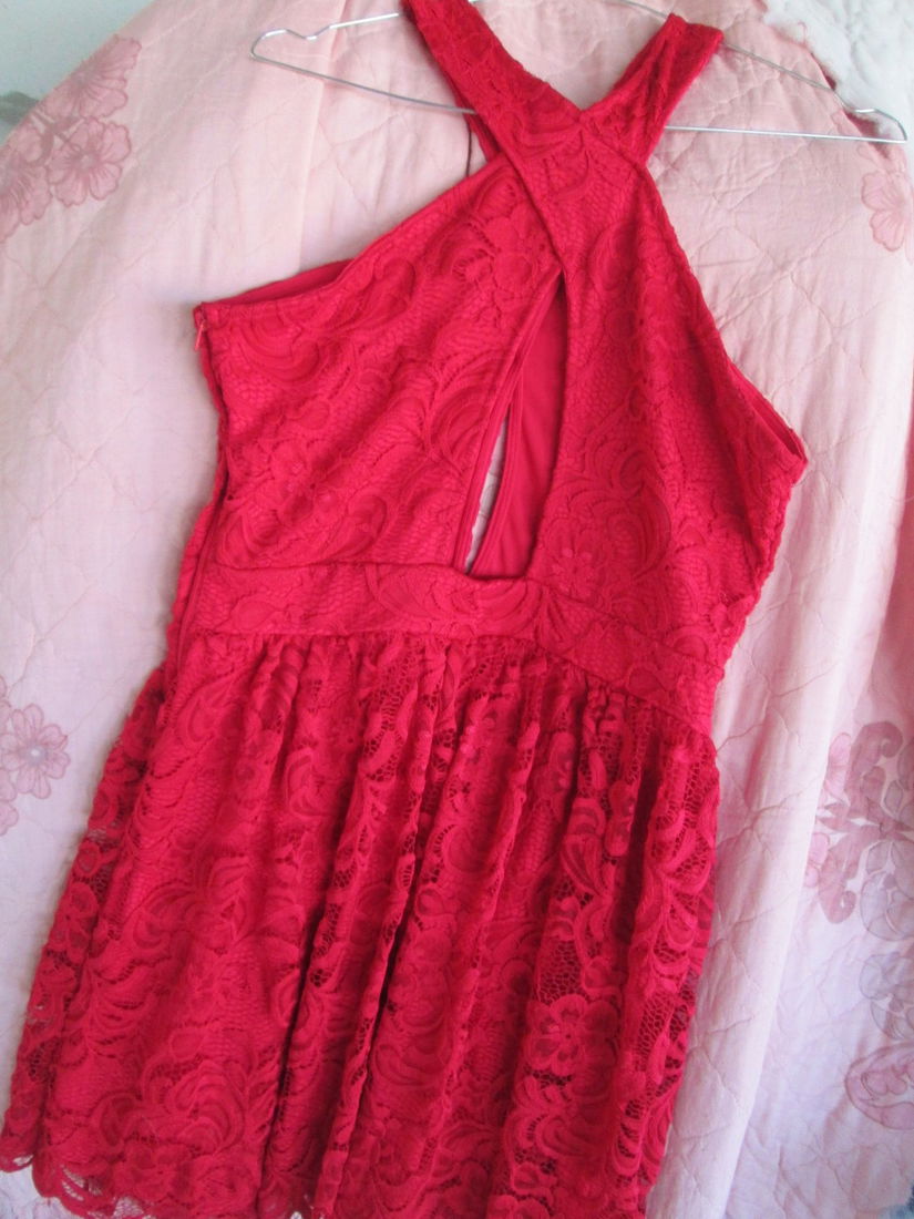 rochie eleganta dantelata H&M 40