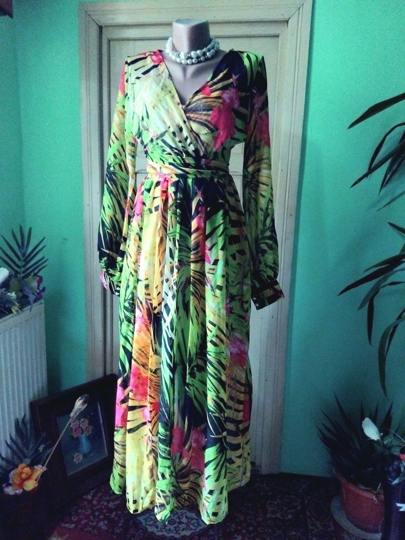 Rochie imprimeu tropical