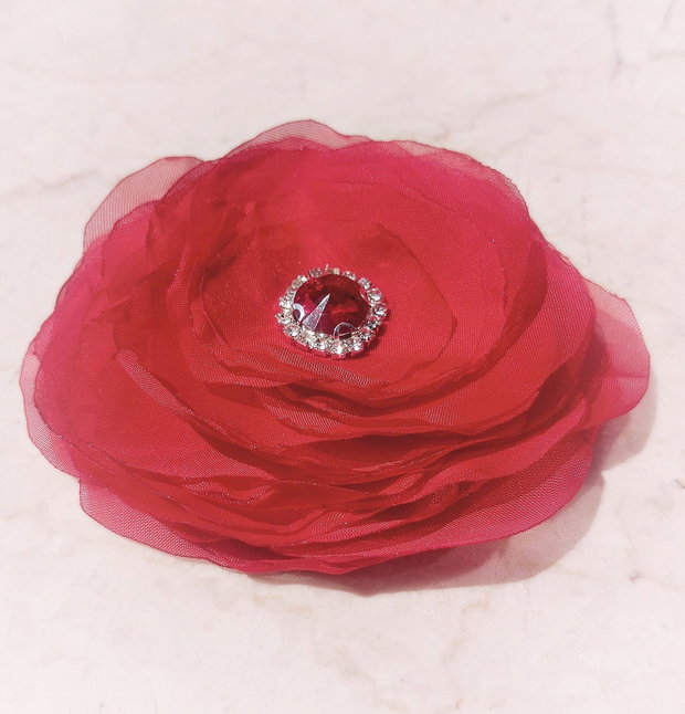 Brosa floare rosie cu cristale 11, 5 cm