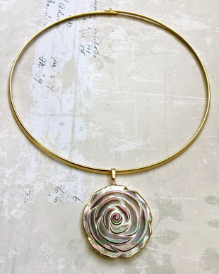 Pandantiv floare Sidef Paua Shell