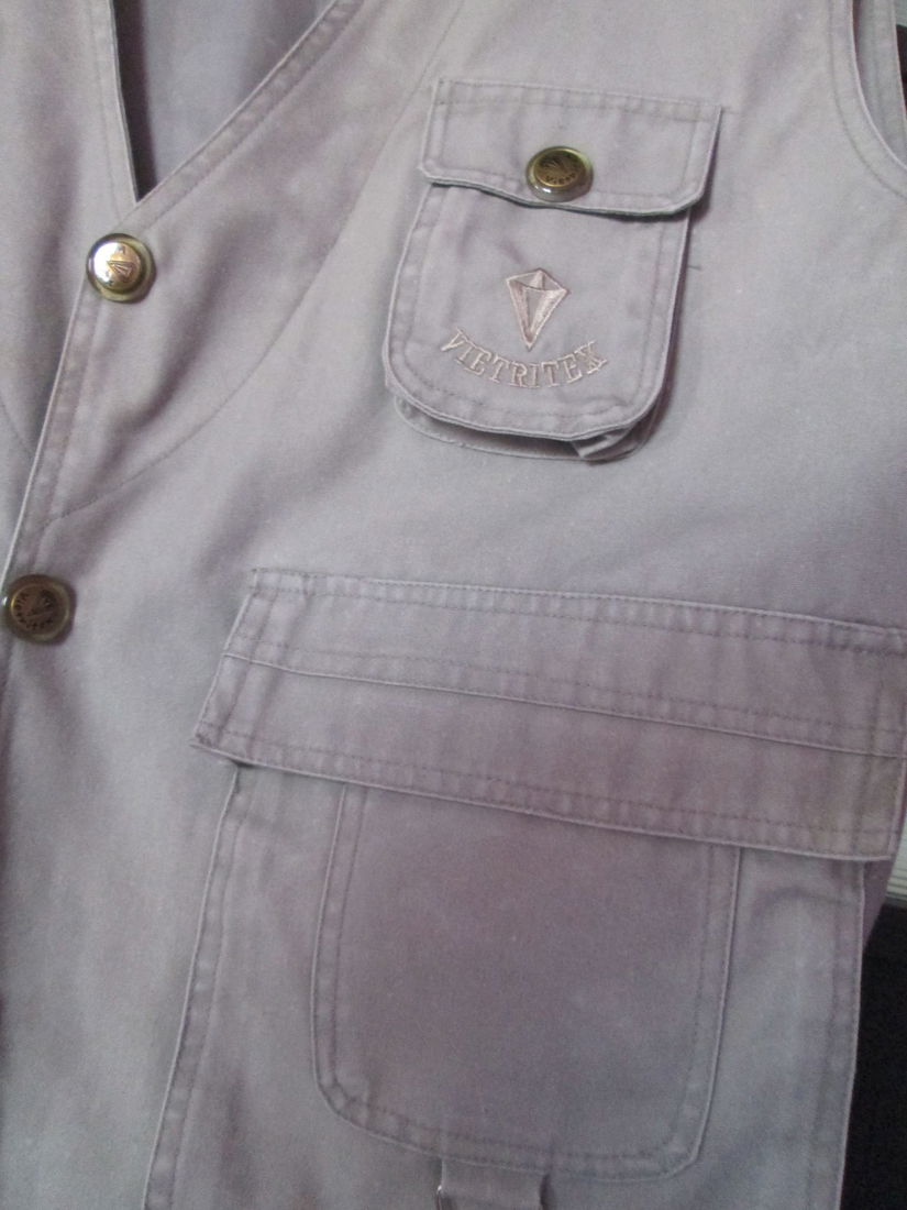 vesta  barbati impecabila M/L