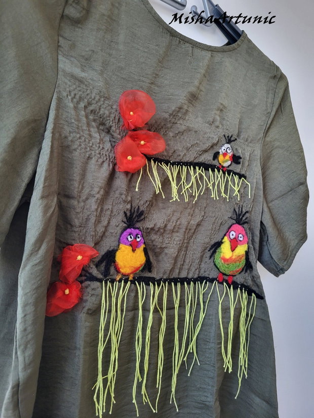Bluza din vascoza cu pasarele impaslite