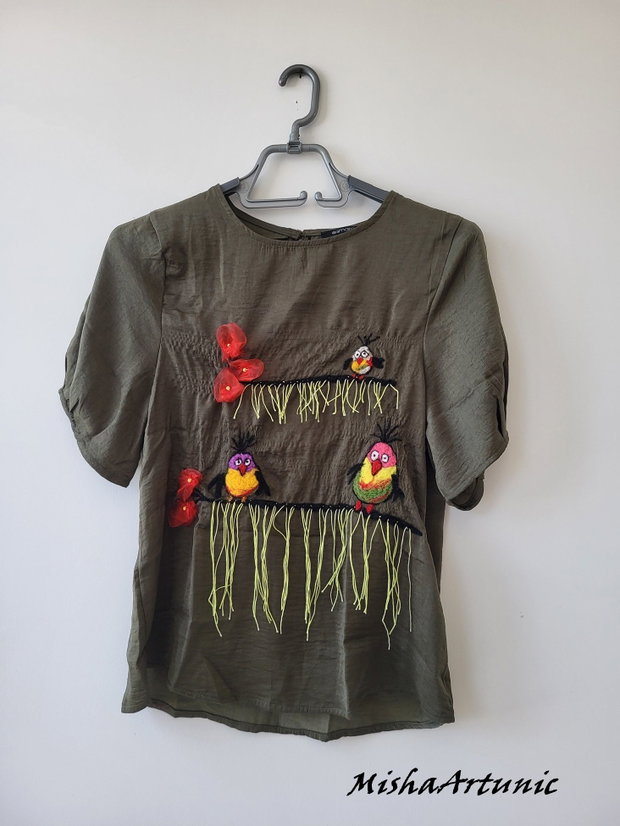 Bluza din vascoza cu pasarele impaslite