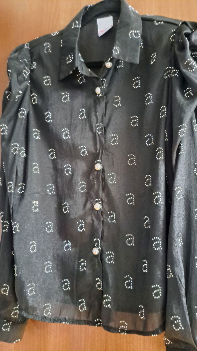 Bluza di voal cu inscripții cu ștrasuri