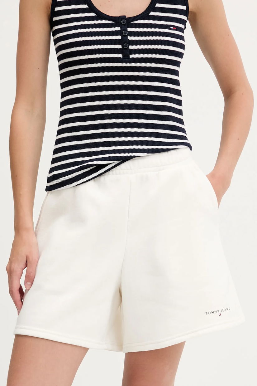 Tommy Jeans pantaloni scurți culoarea bej, uni, high waist, DW0DW21152