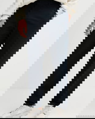 BOSS pantaloni culoarea bleumarin, cu fason chinos, 50543570