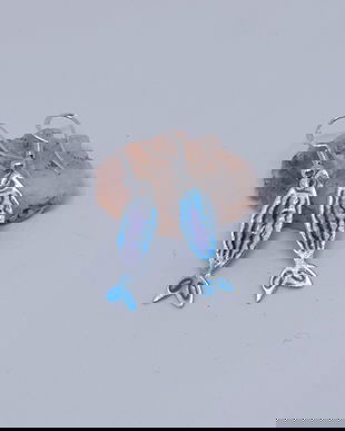 Cercei unicat, atarnatori, in forma de pesti din argint fin, emailati