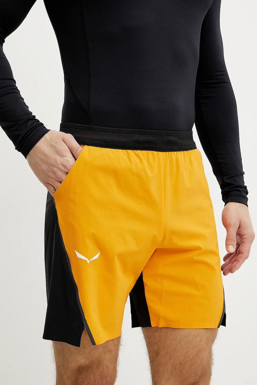 Salewa pantaloni scurți outdoor Pedroc 2 culoarea galben, 00-0000028603