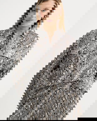 MICHAEL Michael Kors cămașă din bumbac culoarea bej, cu guler clasic, relaxed, MT540WAK6A