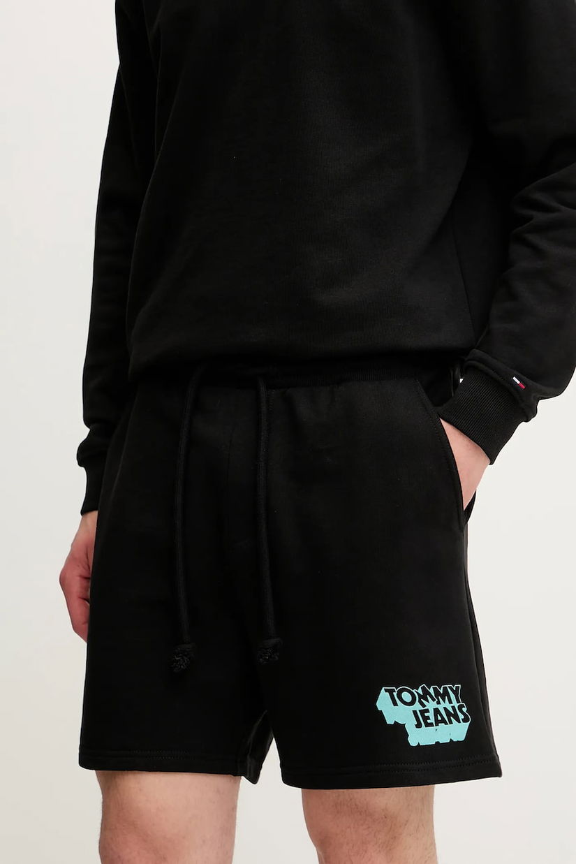 Tommy Jeans pantaloni scurți din bumbac culoarea negru, DM0DM21803