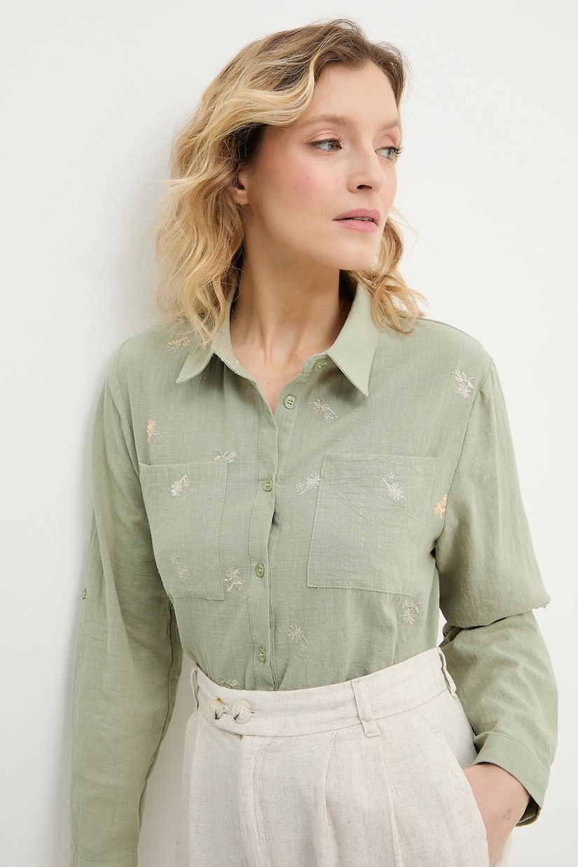 Answear Lab camasa din bumbac culoarea verde, cu guler clasic, relaxed