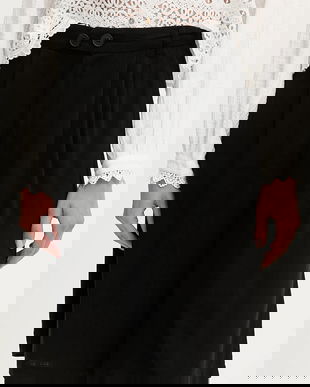 Answear Lab pantaloni scurti din in culoarea negru, neted, high waist