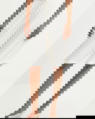 Answear Lab pantaloni scurti din in culoarea alb, neted, high waist