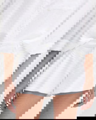 Hollister Co. pantaloni scurți din in culoarea alb, uni, medium waist, KI349-5124