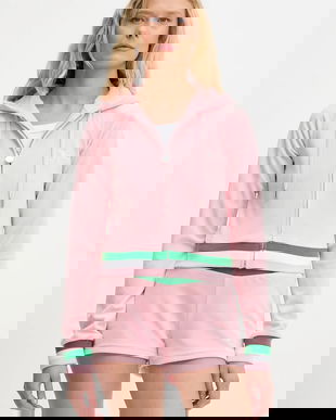 Juicy Couture bluză VELOUR CROPPED STRIPE HOODIE culoarea roz, cu glugă, cu imprimeu, JCWAS225351