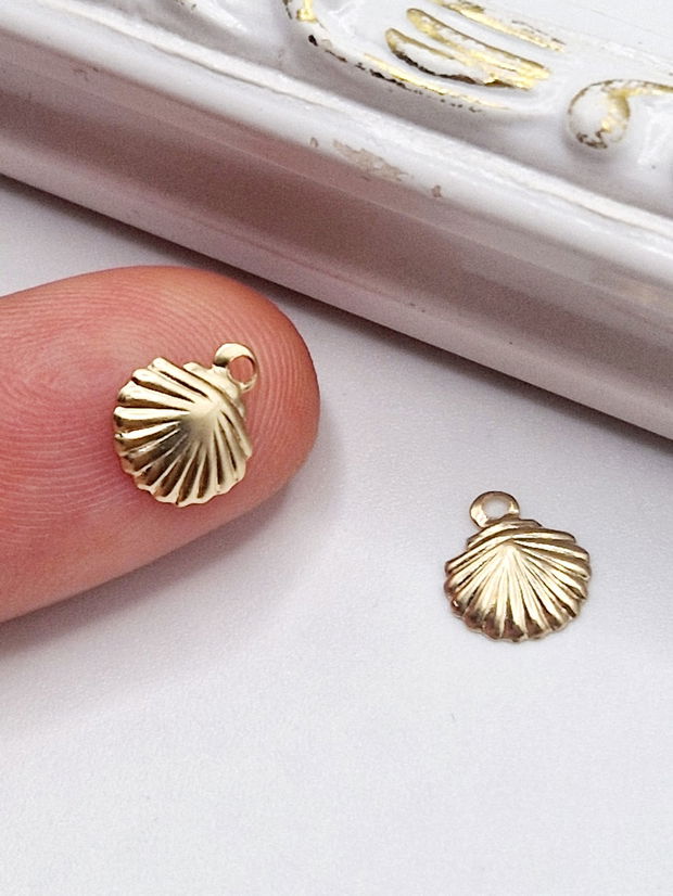 Charm scoica 7.5mm aur filat - 1 buc