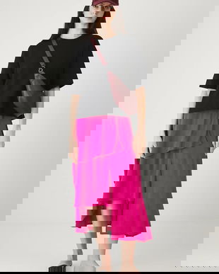 Medicine fustă culoarea roz, midi, evazați