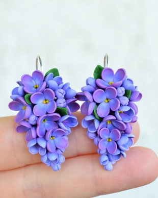 Inflorescenta de liliac- Cercei tortita