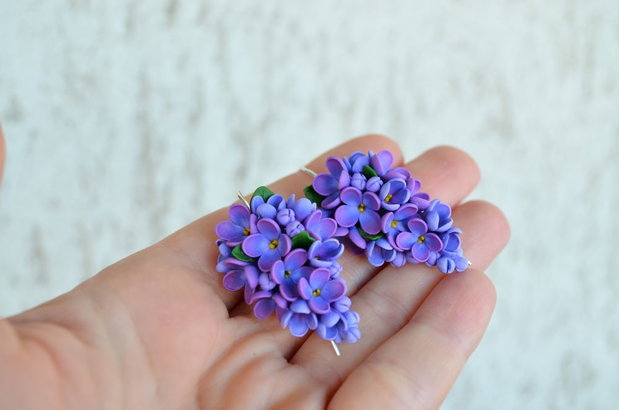Inflorescenta de liliac- Cercei tortita