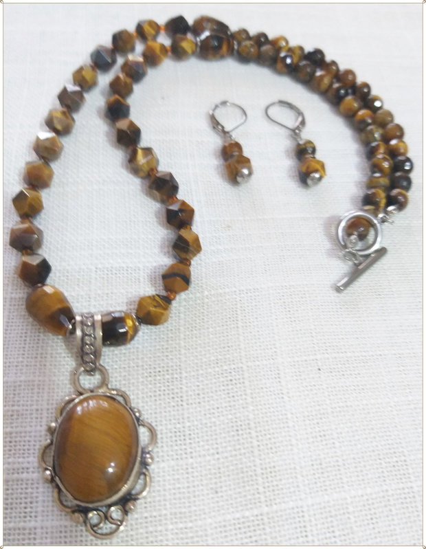SET- OCHI DE TIGRU