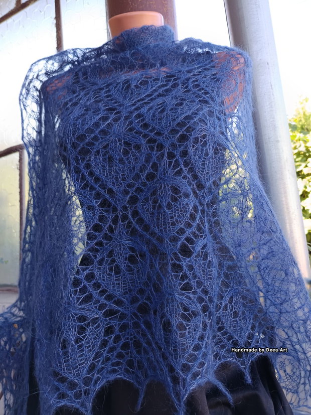 Sal tricotat bleumarin, mohair cu matase