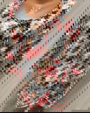 BLUZA  MODEL ELABORAT PER UNA MARKS&SPENCER MARIME 14