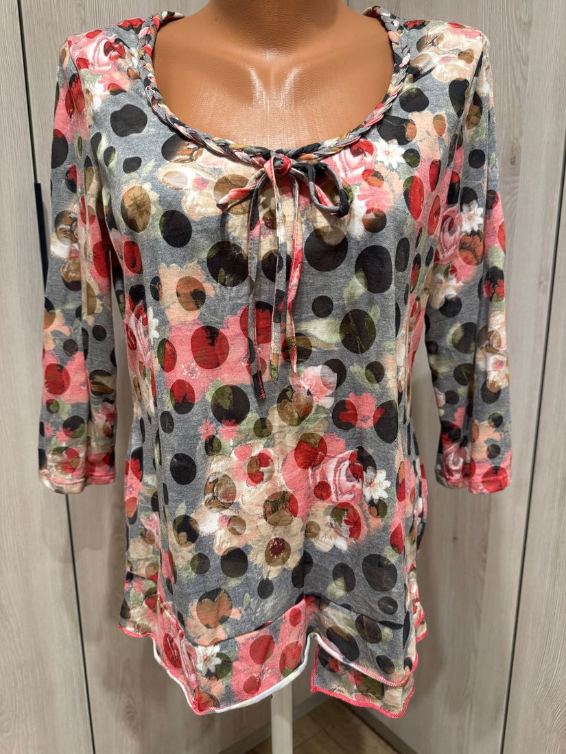 BLUZA  MODEL ELABORAT PER UNA MARKS&SPENCER MARIME 14