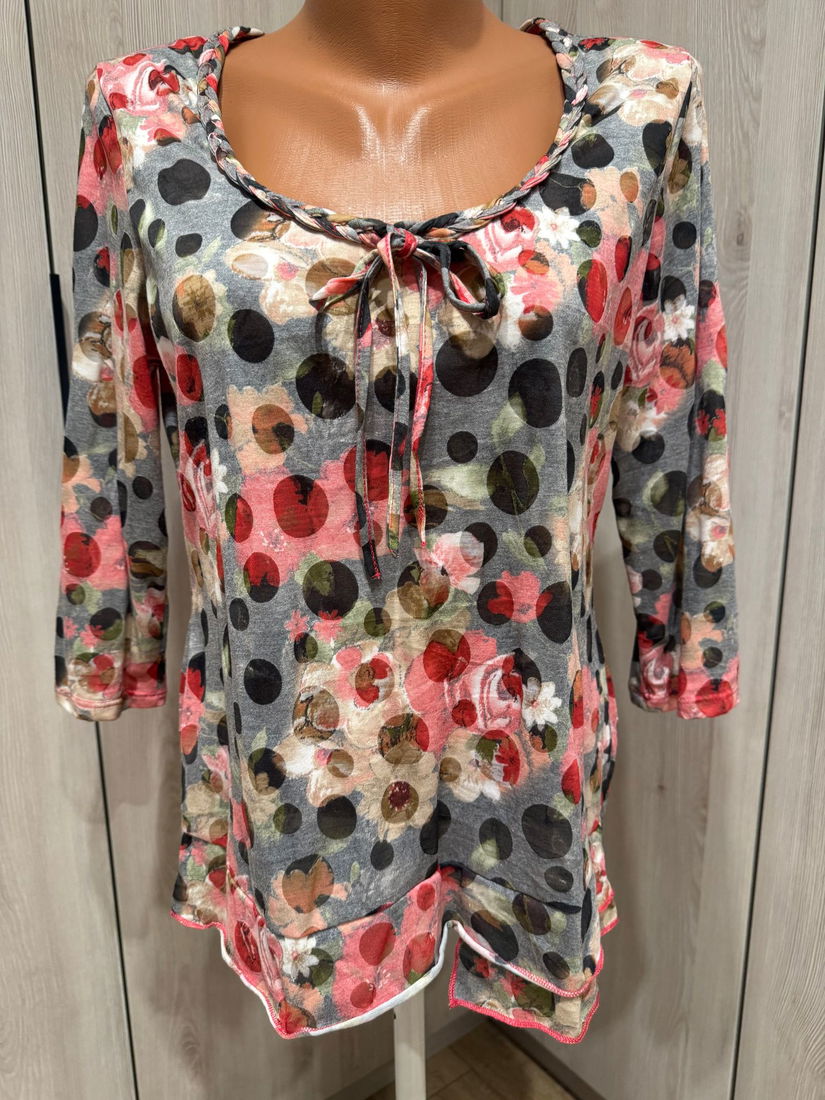 BLUZA  MODEL ELABORAT PER UNA MARKS&SPENCER MARIME 14