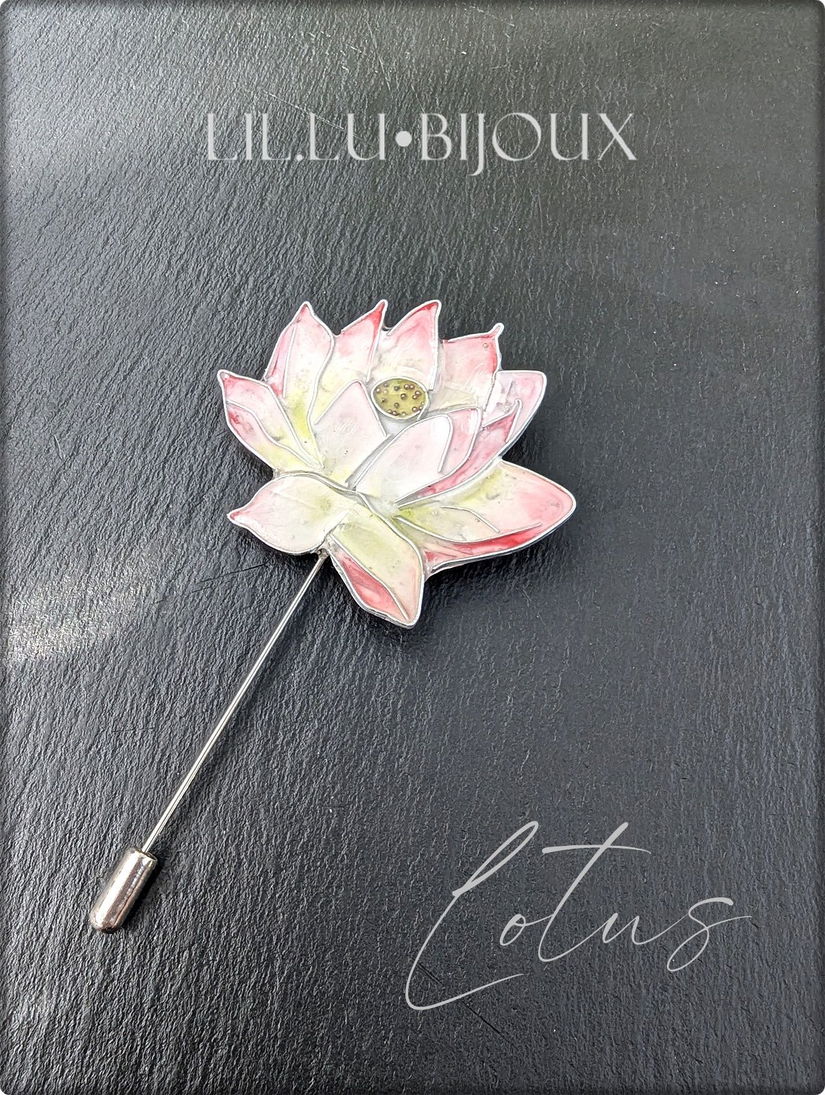 Broșa lotus