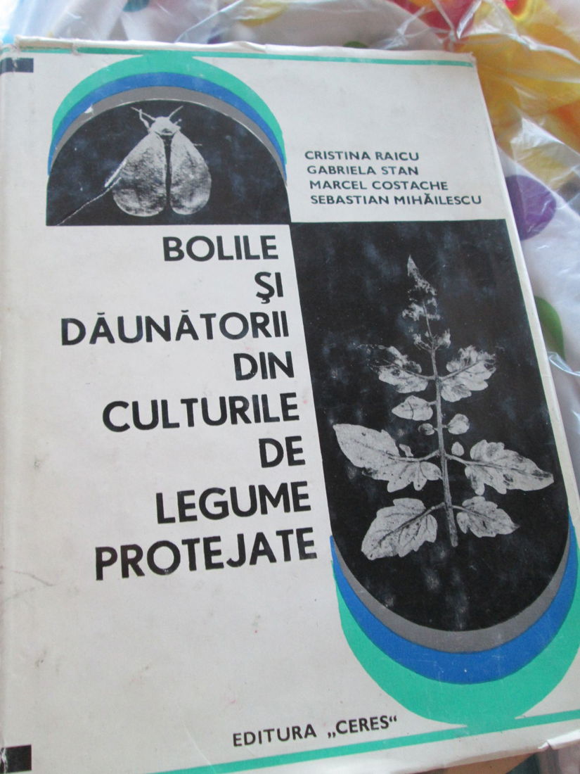 1974 Bolile si daunatorii din culturile de legume protejate