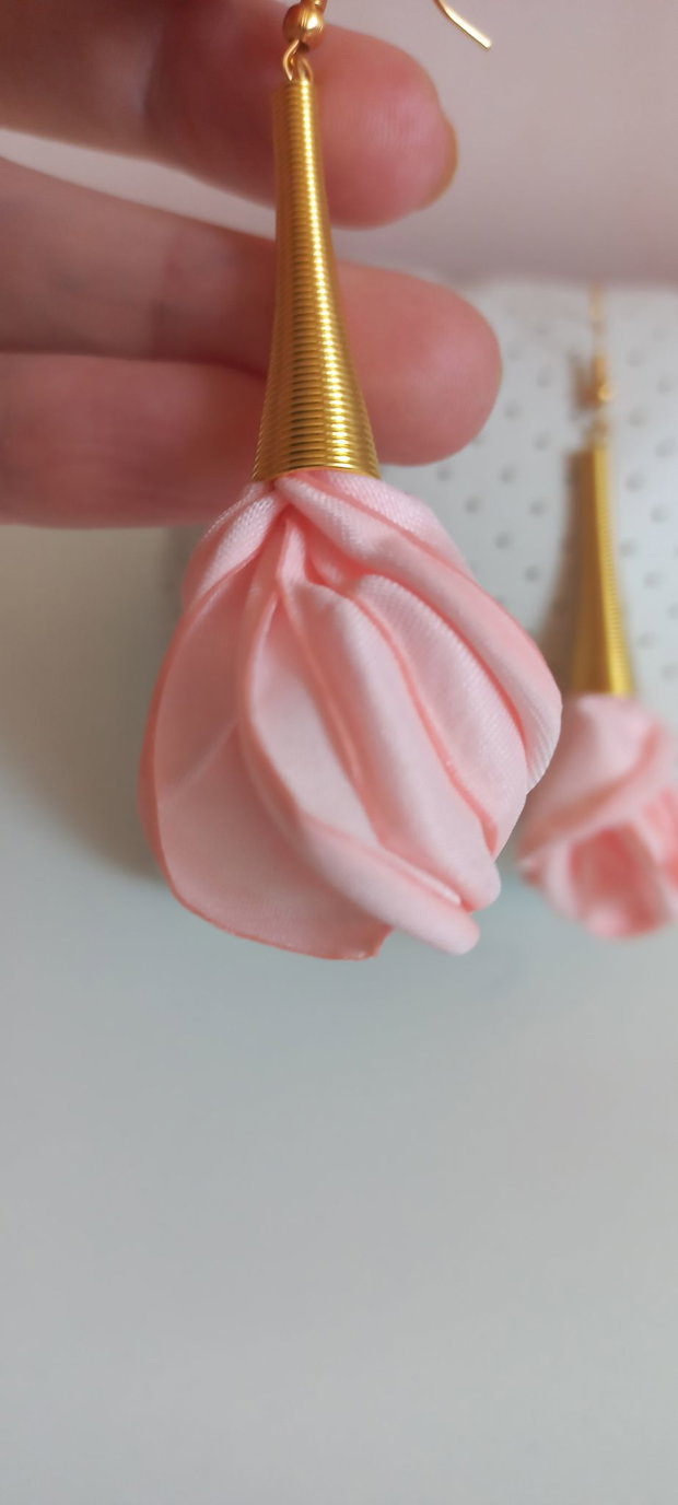 Cercei hand made Rosebud