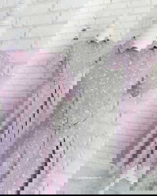 Rochie Camasa Maneca Scurta Lila cu Flori Albe