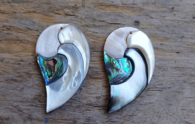 Pandantiv paua abalone, 58x33x5 mm