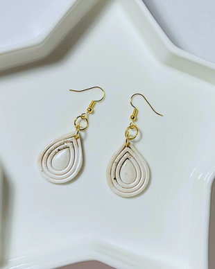 Cercei din lut polimeric IVORY ECHOES #C0146