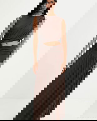 Answear.LAB rochie culoarea maro, maxi, evazati