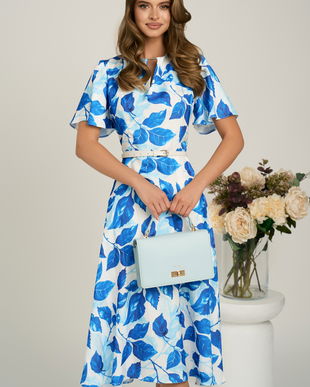 Rochie midi cu imprimeu albastru din triplu voal in clos