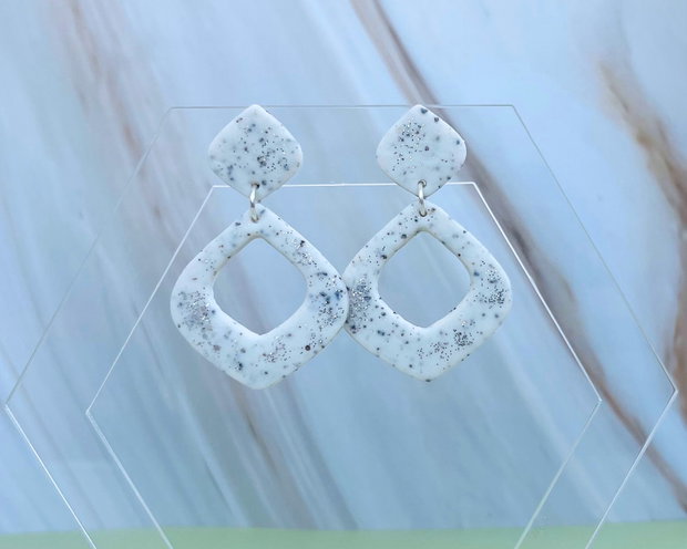 Cercei din lut polimeric IVORY CRYSTALS #C0175