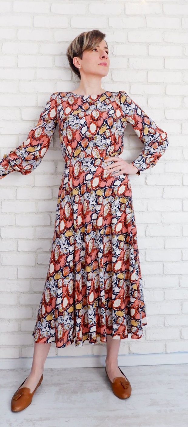 Bluza Vaporoasa Print Sarpe Caramiziu cu Bleumarin