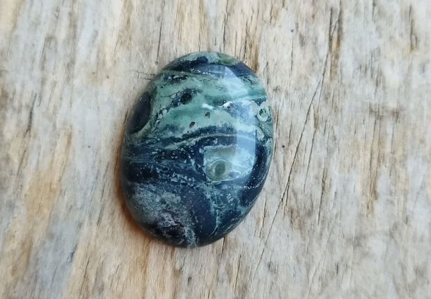 Cabochon kambaba jasper, 40x30x8.5 mm