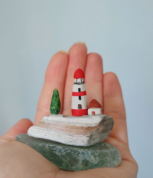 Miniatura Far pe mare